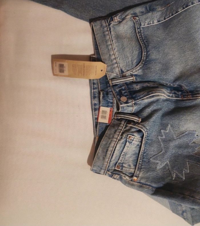 Jean LEVI'S homme neuf (vintage) - photo numéro 5