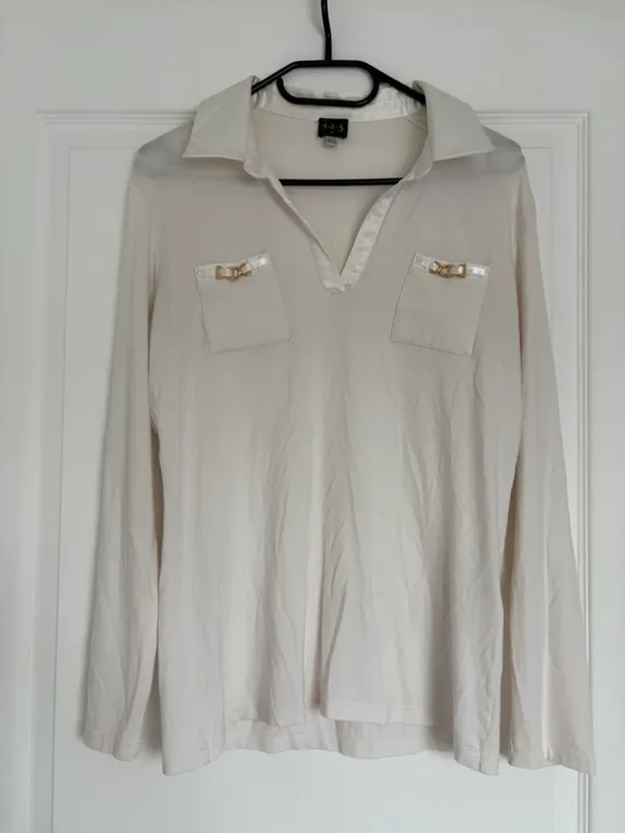 Chemisier col V blanc manches longues détails dorés et satin taille L marque 123 - photo numéro 2