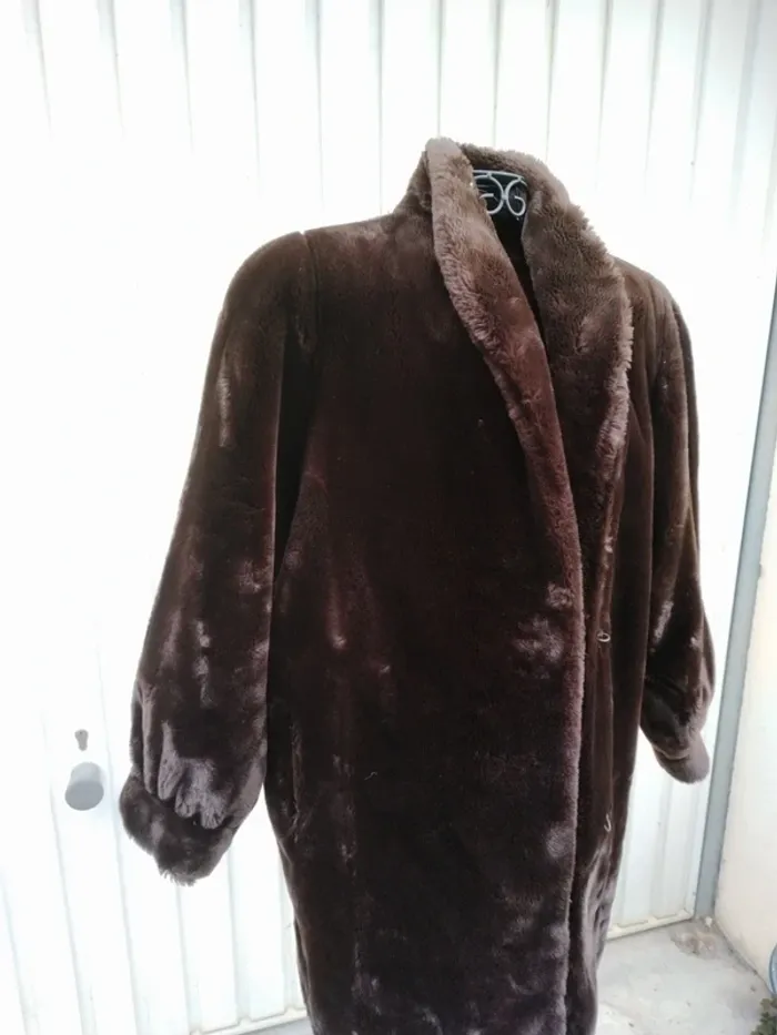 Manteau fausse fourrure 40 - photo numéro 2
