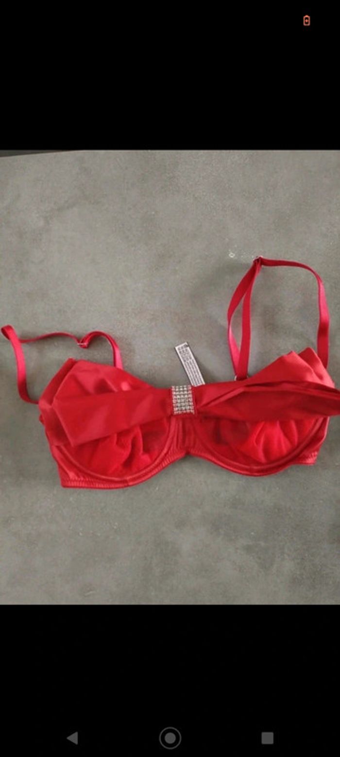Soutien-gorge rouge sexy balconnet à nœud Wicked Victoria's Secret