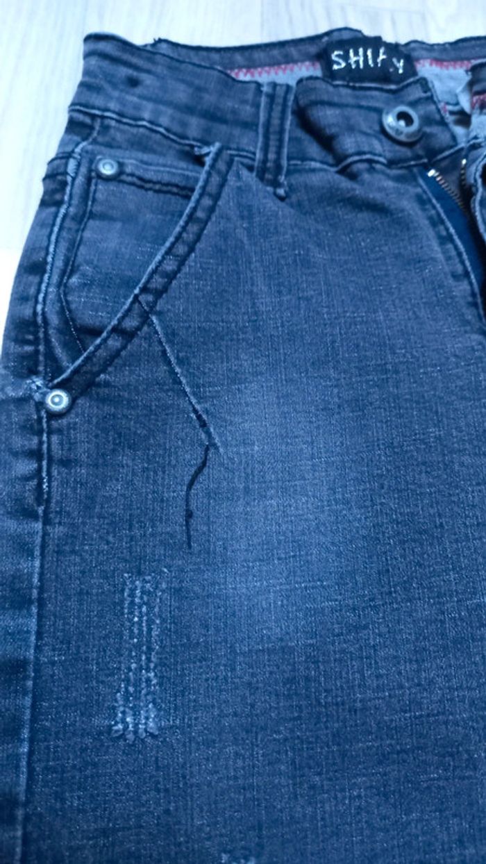 Jean neuf - photo numéro 5