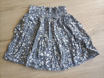 Jupe fille 8 ans Gemo fleurs bleu blanc légère été TBE