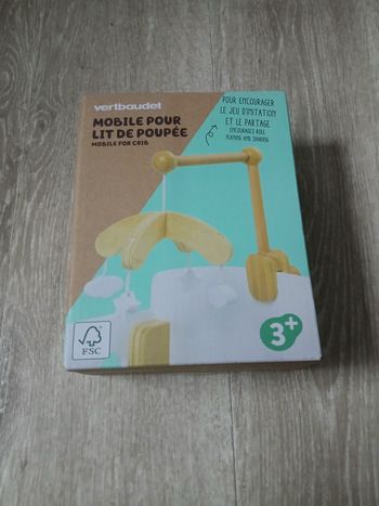 Jouet mobile en bois poupon vertbaudet
