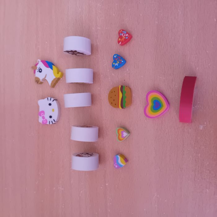 Lot de gommes Hello Kitty - photo numéro 5