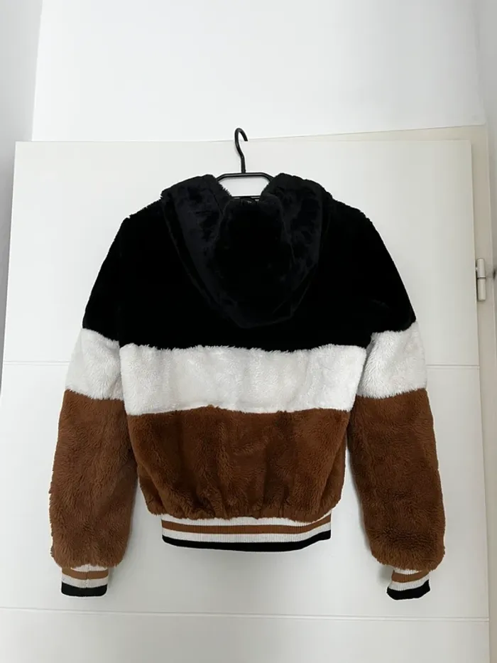 Veste moumoute a zip - photo numéro 2