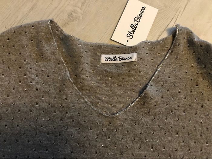 BB- Pull col V gris « stella bianca » T unique (40-44) NEUF - photo numéro 7