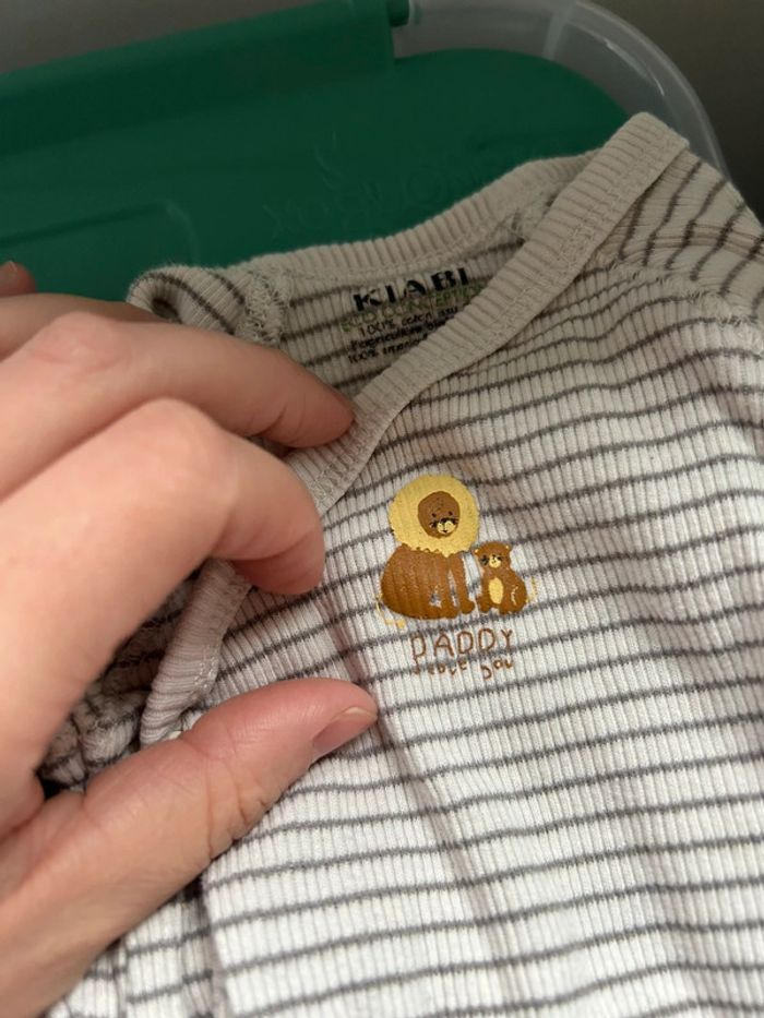 Lot de 5 bodys manches longues kiabi , 1 mois - photo numéro 3