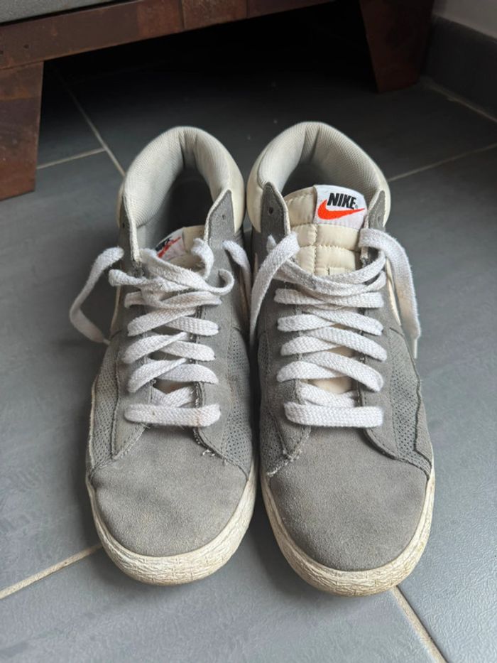 Nike blazer grise taille 45 - photo numéro 2