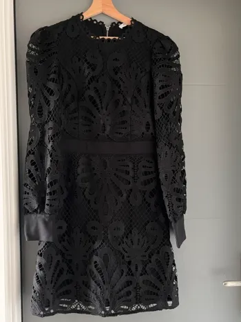 Robe Guipure Morgan Noire / 242-Roslax T38