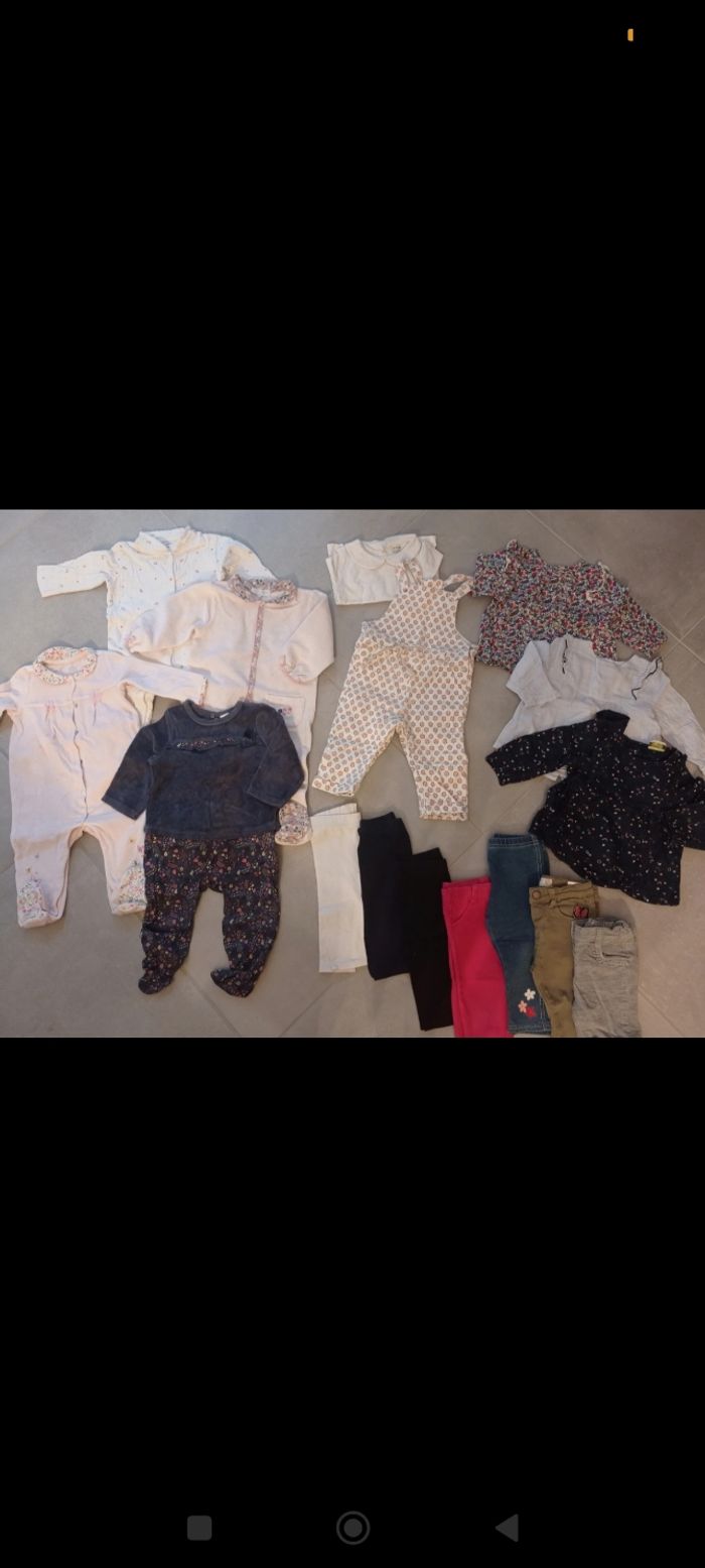 Lot 12 mois hiver fille - pyjama, pantalon, blouse
