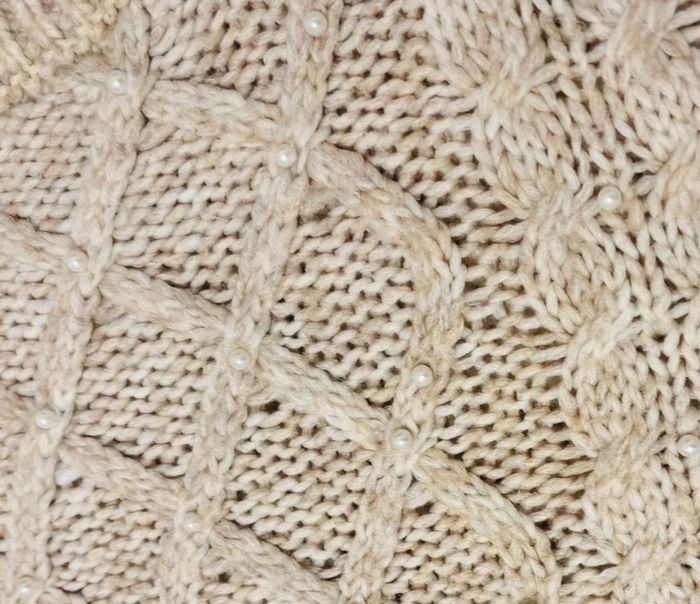 Pull en tricot a perles / Taille M - photo numéro 2