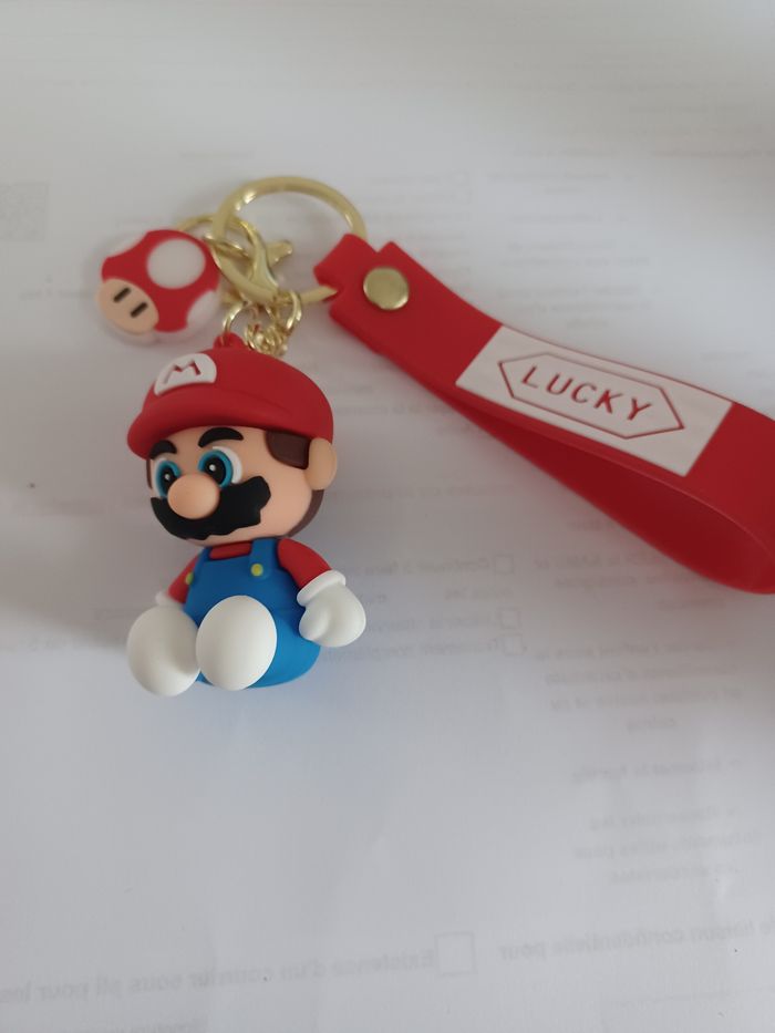 Porte clé Mario - photo numéro 2