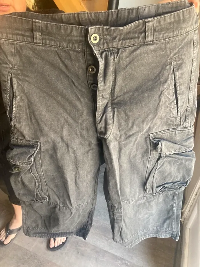 Pantacourt homme noir
