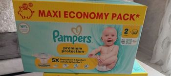 Pampers premium protection taille 2 neuf jamais ouvert 