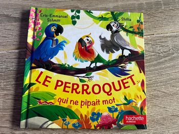 Le perroquet qui ne pipait mot
