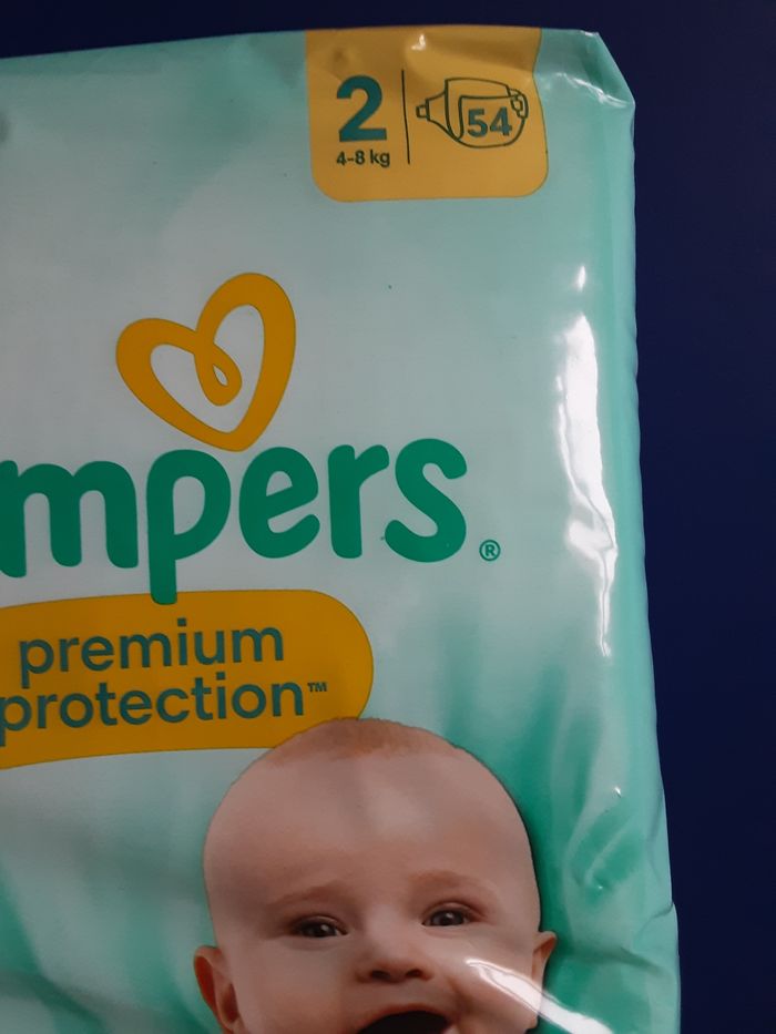 1 paquet de couches pampers premium  T2 (4-8kg) - photo numéro 2