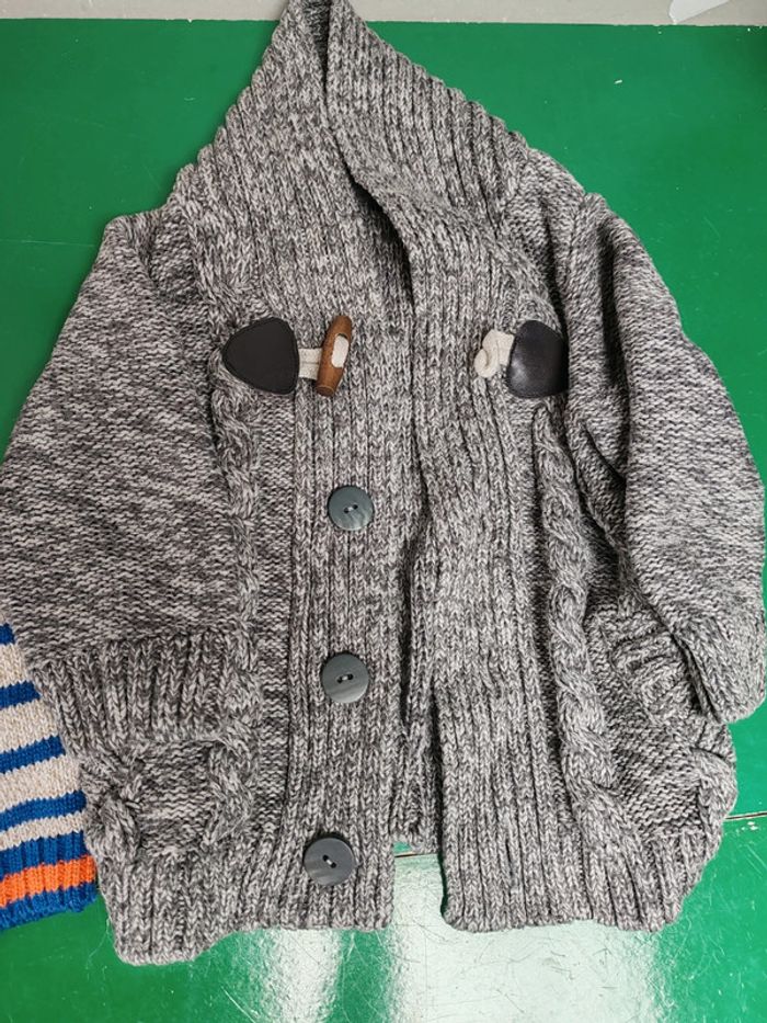Lot de 2 gilet et 1 pull 23 mois - photo numéro 7