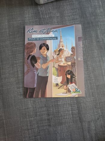 Livre planète momes