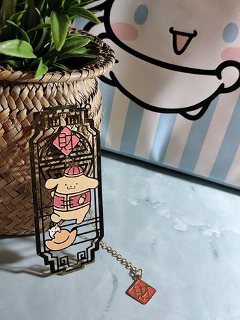 marque page en métal sanrio kawaii pompompurin