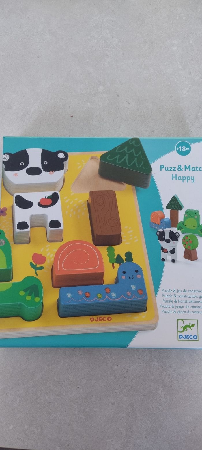 Puzzle encastrement des 18 mois djeco