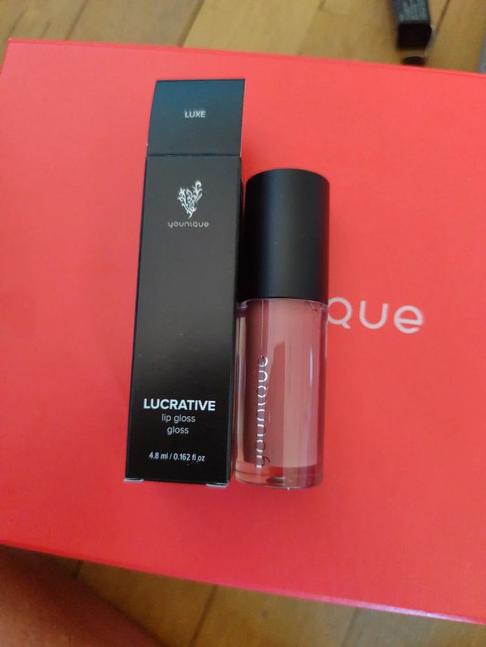 Gloss luxe