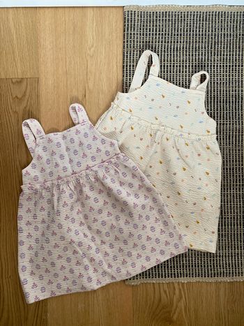 Lot 2 robes bebe 12 mois