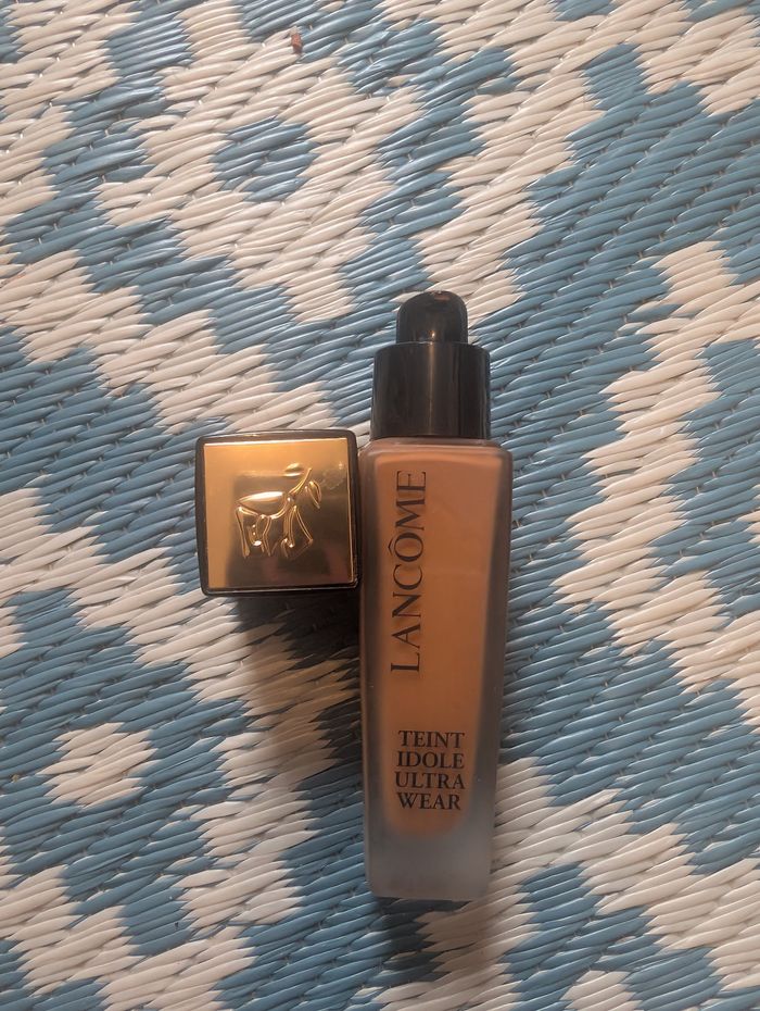 Fond teint Lancôme Idole Ultra Wear - photo numéro 1