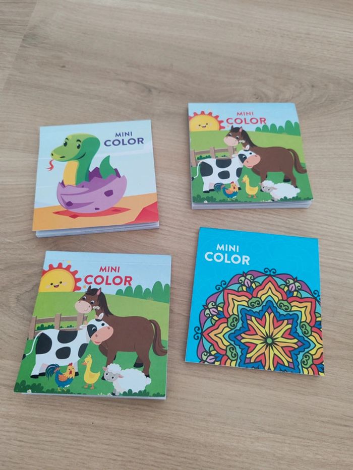 Lot petits livre coloriage