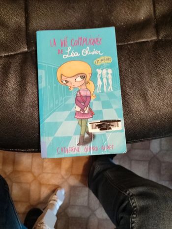 Livre la vie compliquée de Léa olivier