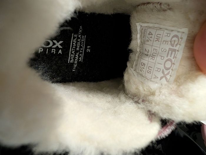 Chaussures fille. Taille 21. Neuf. Geox. Chaudes, conseillé par les podologues - photo numéro 7