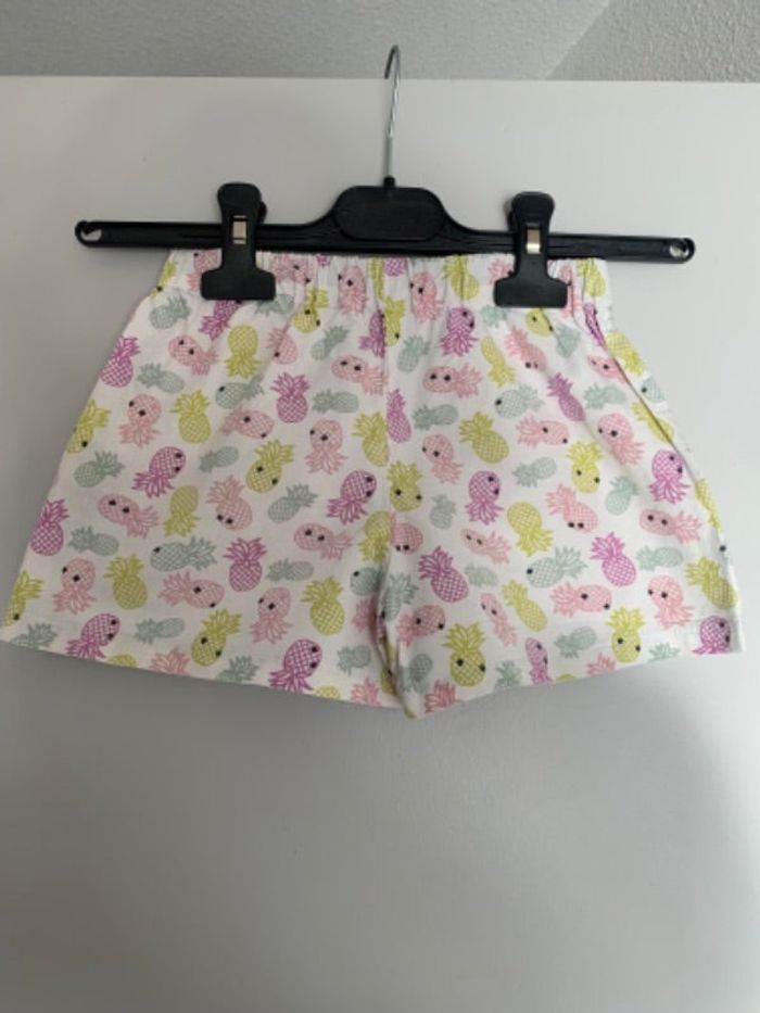 Short ananas Taille 6 ans