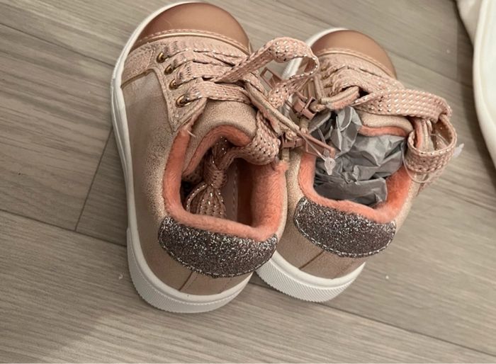Chaussure fille taille 20 neuve orchestra - photo numéro 2