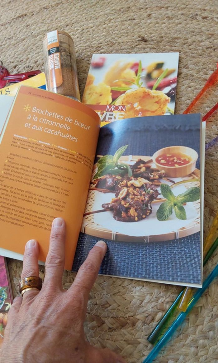 Lot de livres cuisine d été et cocktails 🍸 - photo numéro 5