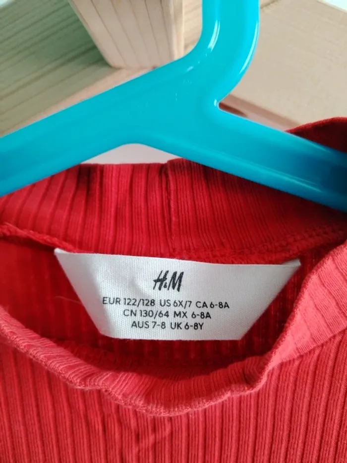 Sous-pull côtelé rouge uni H&M 7/8 ans - photo numéro 6