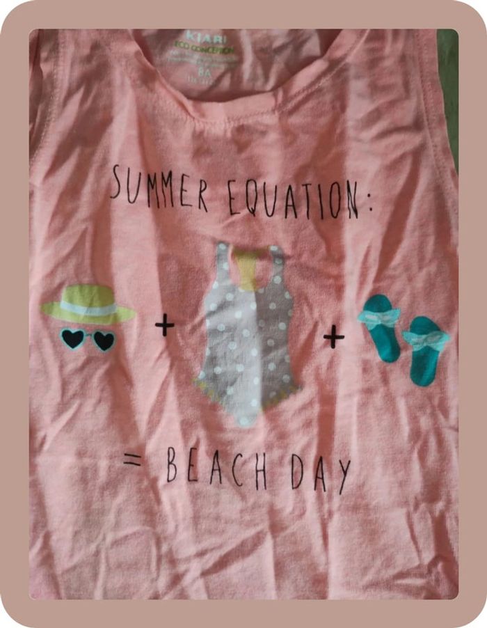 Tee-shirt sans manches Kiabi taille 8 ans en très bon état - photo numéro 3