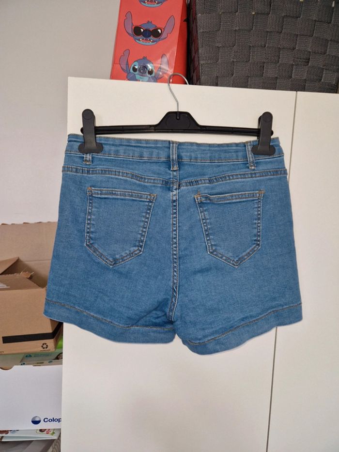 Short en jean shein taille M - photo numéro 2