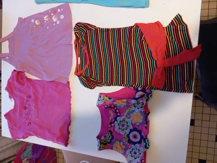 Lot 8 articles 5ans - photo numéro 3