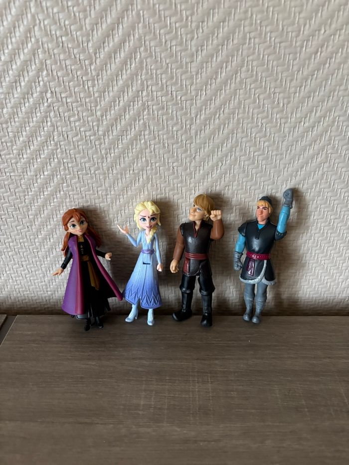 Figurines la reine des neiges