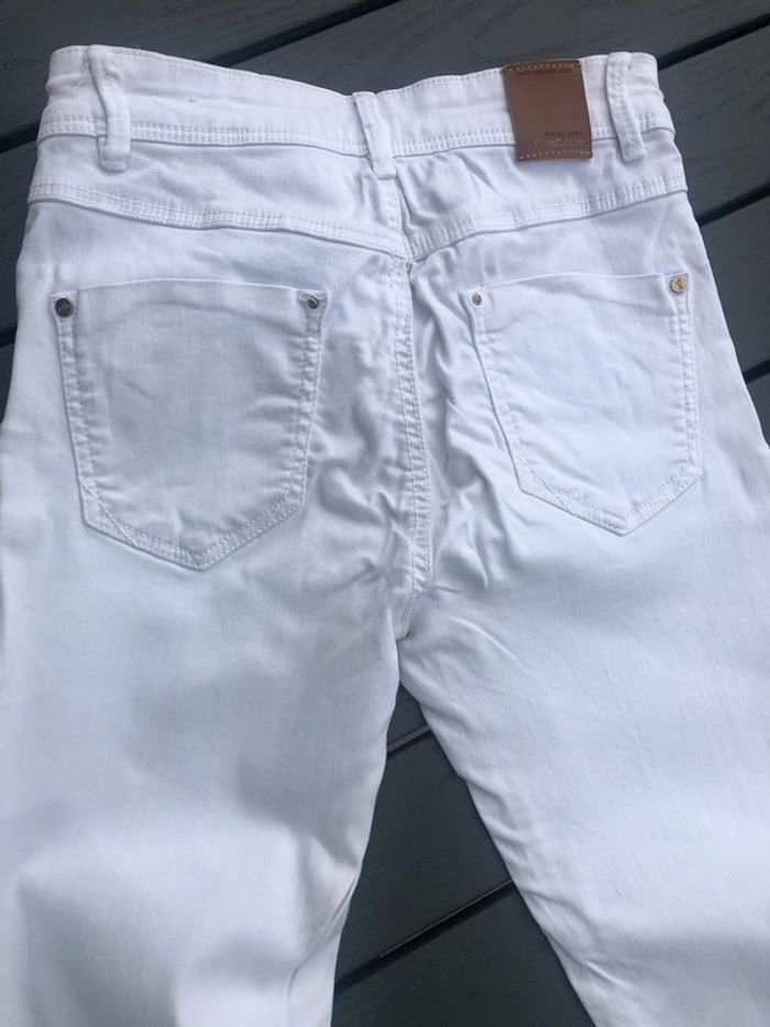 Pantalon blanc - photo numéro 6