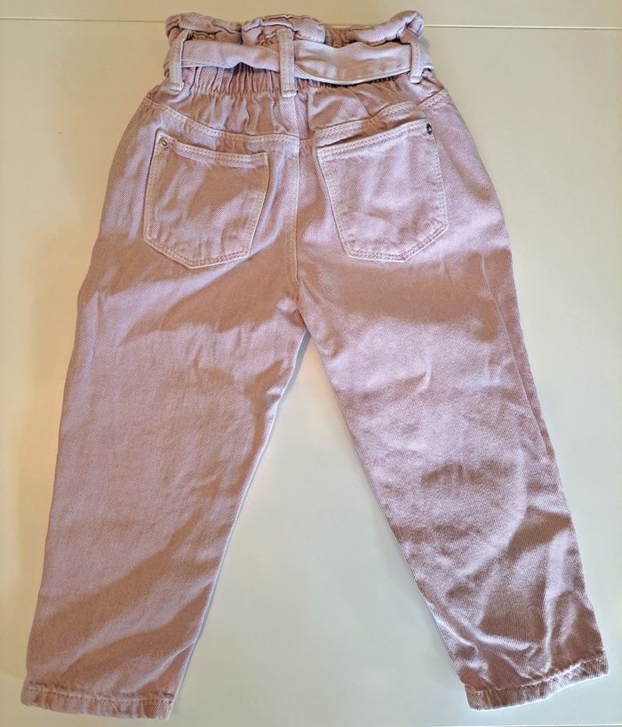 Lot de 2 pantalons fille 4 ans TBE - photo numéro 5