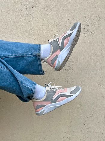 Baskets légère et confortable satiné et velours - gris crème rose et blanc
