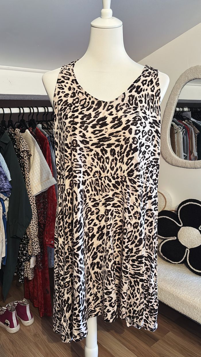 Robe léopard fluide H&M T36