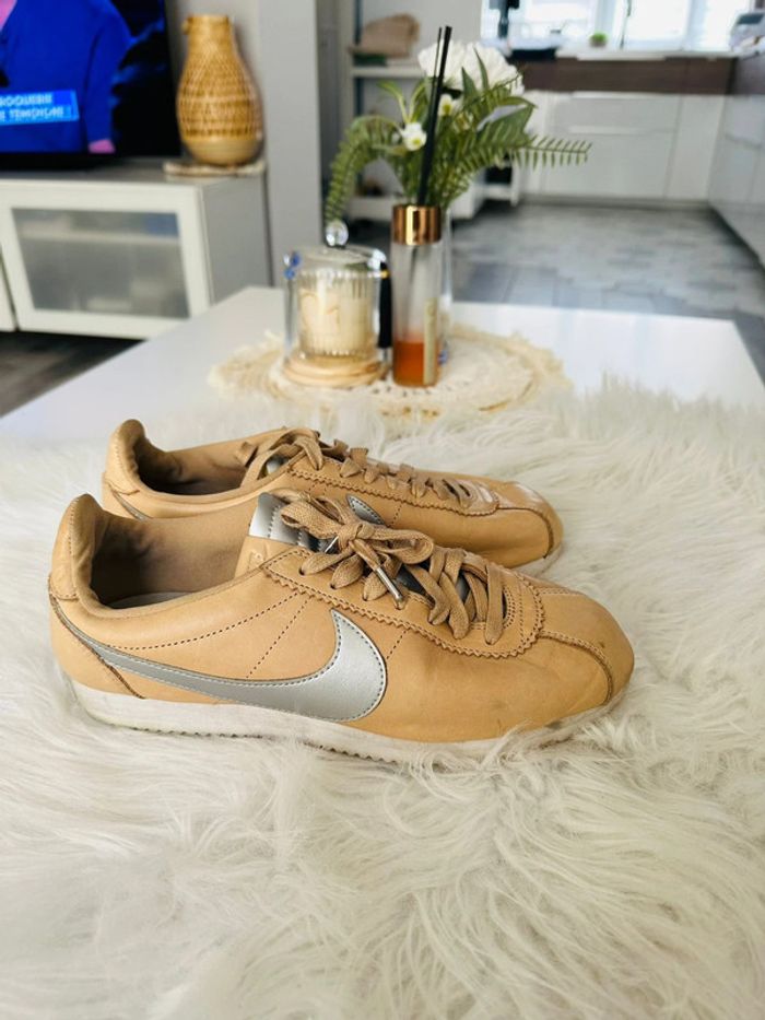 Paire de Cortez