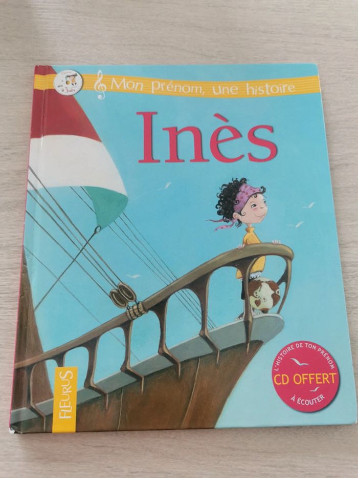 Livre prénom Inès