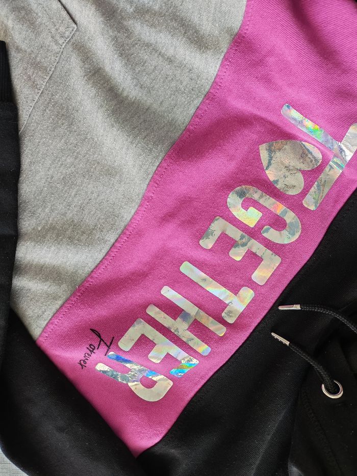 Sweat fille - photo numéro 4