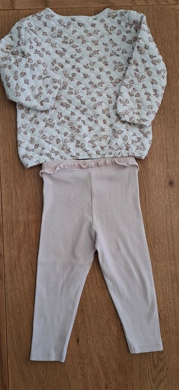 Ensemble C&A 18-24 mois très bon état