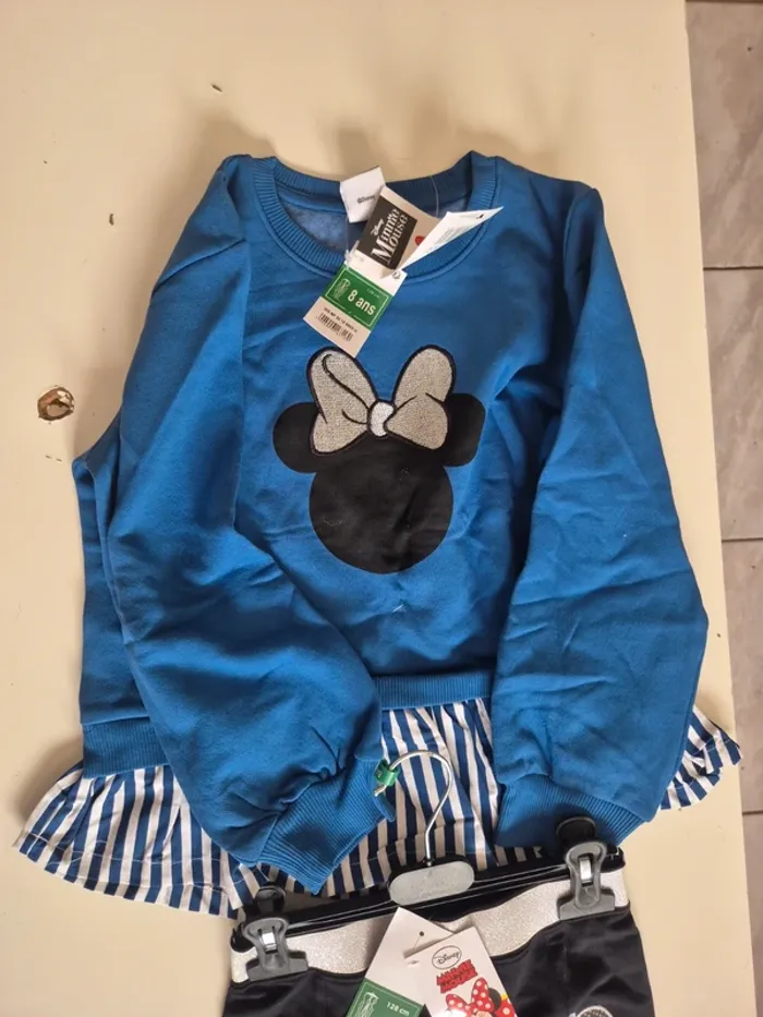 Ensemble : pull et pantalon minnie 8 ans - photo numéro 11