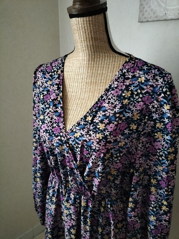 Robe fleurie - photo numéro 2