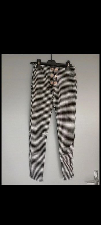 Pantalon neuf taille 14 ans