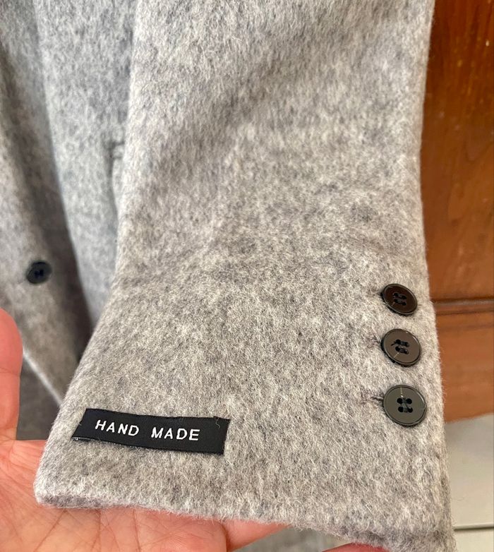 Manteau en 100% laine , gris col V , manches longues - photo numéro 4